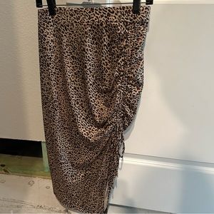 ANIMAL PRINT SKIRT